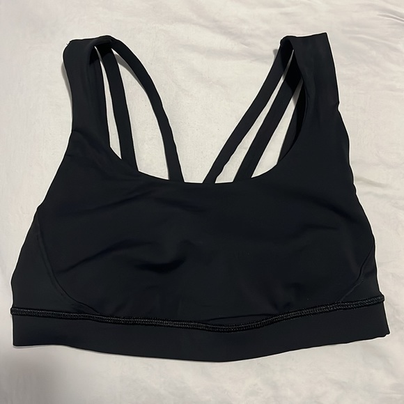 lululemon athletica Other - LULULEMON Sports Bra size 6 black mesh